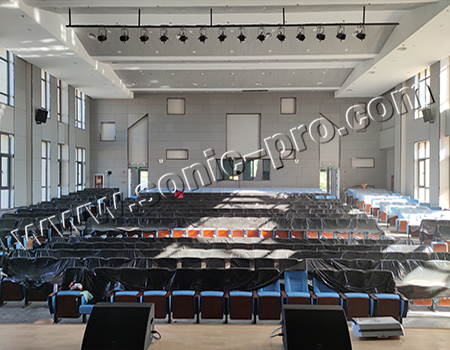 甘肃泾川县文广局报告厅